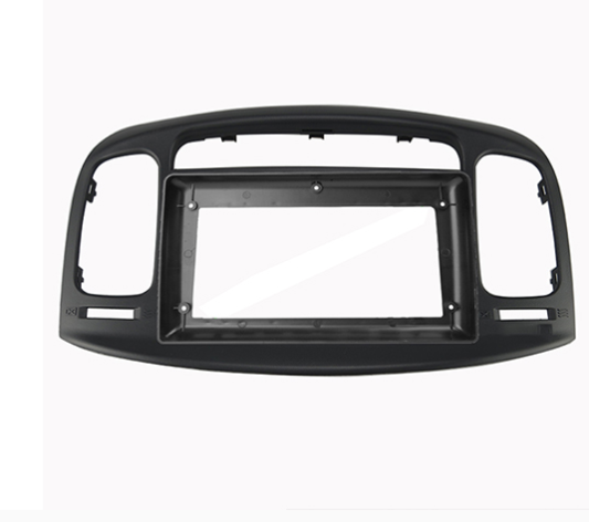 Hyundai Accent Era 9 inç Multimedya Çerçevesi 22-1411